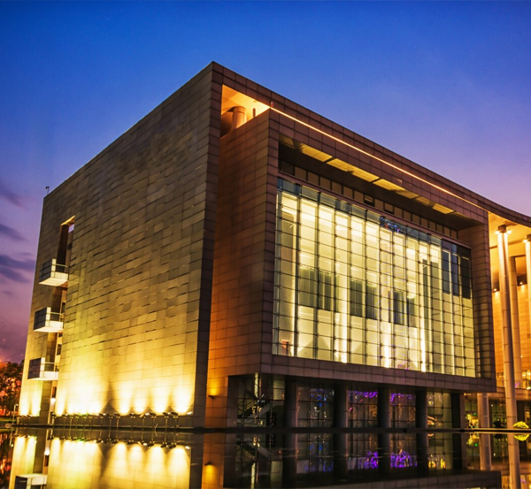 Commercial Architecture in Noida